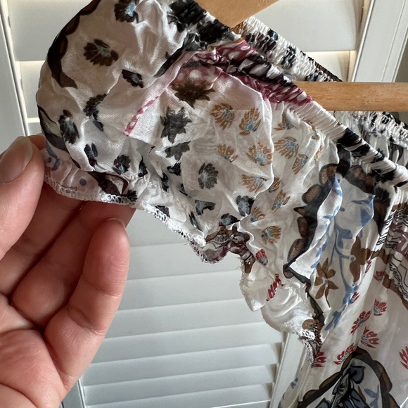 Gorgeous, floaty, paisley, silk & viscose dress - Picture 2 of 6